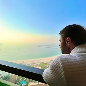 Albergue Eye, Dubai