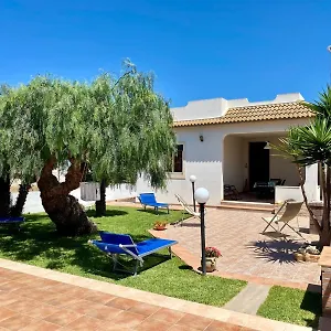 Casa vacanze Climatizzata A Due Passi Dal Mare Santa Maria del Focallo