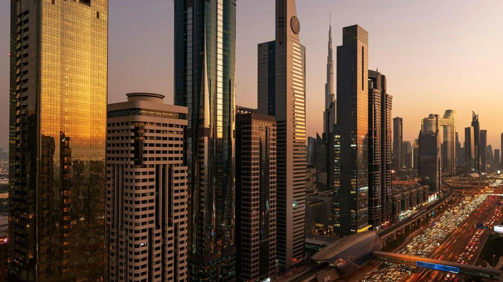 Hotell Four Points By Sheraton Sheikh Zayed Road Dubai