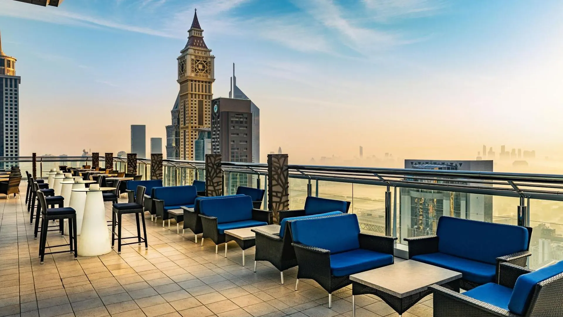Hotel Four Points By Sheraton Sheikh Zayed Road Dubai
