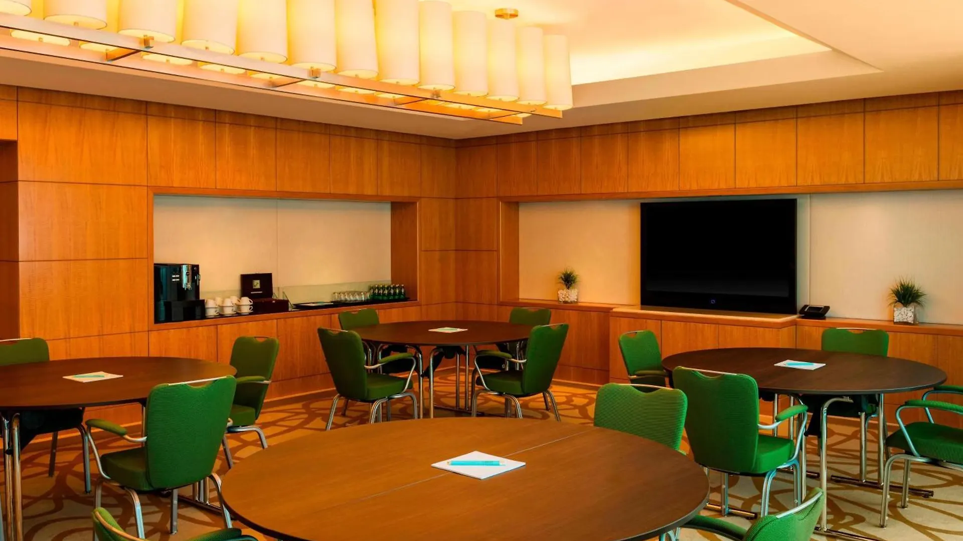 Four Points By Sheraton Sheikh Zayed Road Dubai 4*,  United Arab Emirates